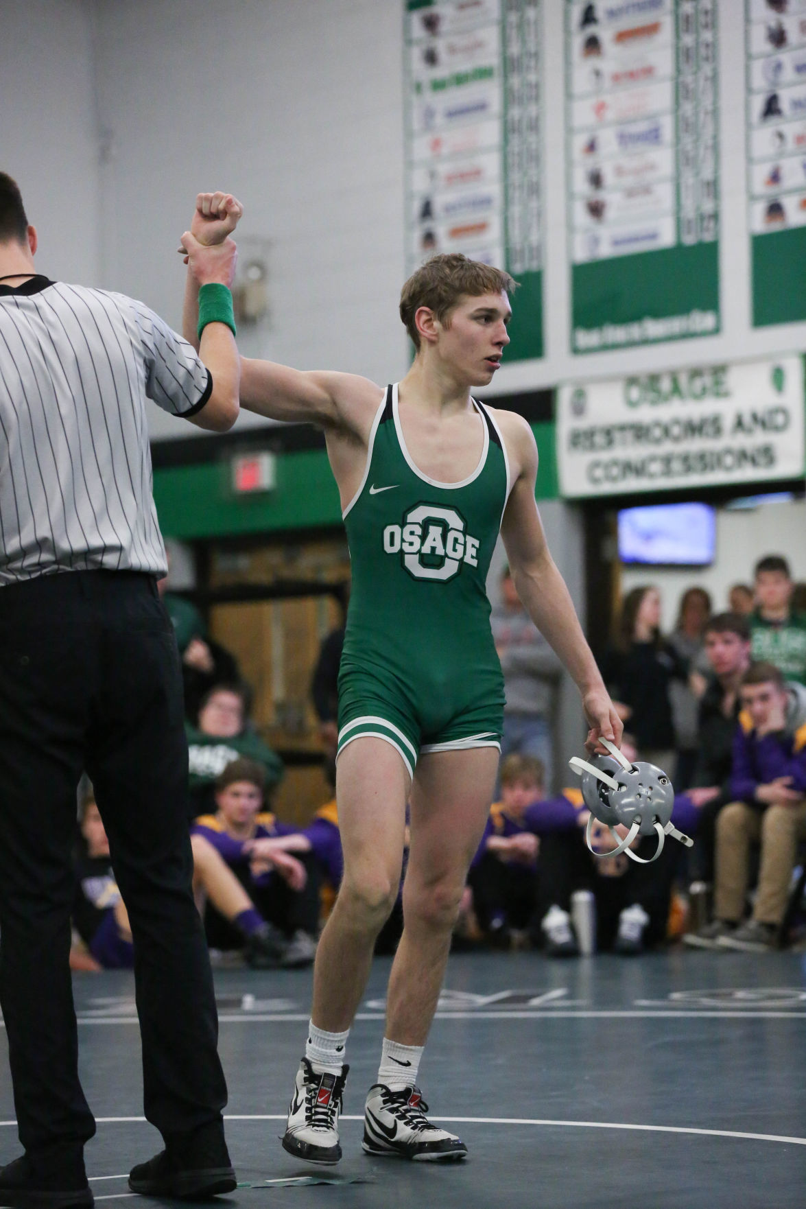 Osage wrestling vs. LM 8